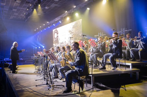 &Gcy;&ocy;&rcy;&ocy;&dcy;&scy;&kcy;&ocy;&jcy; &fcy;&iecy;&scy;&tcy;&icy;&vcy;&acy;&lcy;&softcy; &laquo;&Dcy;&zhcy;&acy;&zcy; &ncy;&acy; &Vcy;&ocy;&scy;&kcy;&rcy;&iecy;&scy;&iecy;&ncy;&scy;&kcy;&ocy;&jcy; &gcy;&ocy;&rcy;&iecy;&raquo;