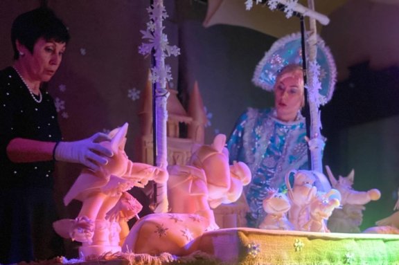 Спектакль "Новогодний теремок"