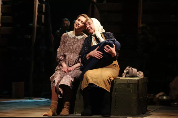 &Mcy;&acy;&tcy;&rcy;&iocy;&ncy;&icy;&ncy; &dcy;&vcy;&ocy;&rcy;