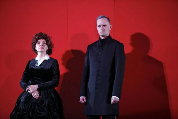 &Acy;&ncy;&ncy;&acy; &Kcy;&acy;&rcy;&iecy;&ncy;&icy;&ncy;&acy;