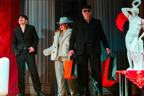 &Kcy;&ocy;&mcy;&iecy;&dcy;&icy;&yacy; "&Ncy;&acy; &kcy;&ocy;&ncy;&chcy;&icy;&kcy;&acy;&khcy; &pcy;&acy;&lcy;&softcy;&tscy;&iecy;&vcy;"