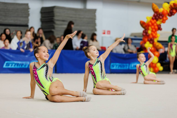 &YUcy;&bcy;&icy;&lcy;&iecy;&jcy;&ncy;&ycy;&jcy; &kcy;&ocy;&ncy;&tscy;&iecy;&rcy;&tcy; &dcy;&vcy;&ocy;&rcy;&tscy;&acy; LITTLE QUEEN &laquo;Show must go on&raquo;