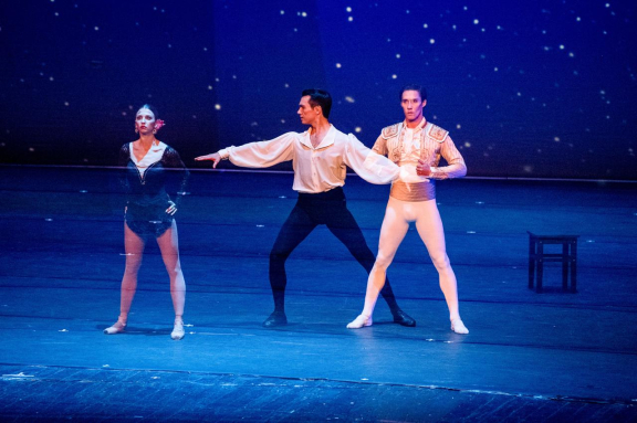 &Bcy;&acy;&lcy;&iecy;&tcy; "&Kcy;&acy;&rcy;&mcy;&iecy;&ncy;"