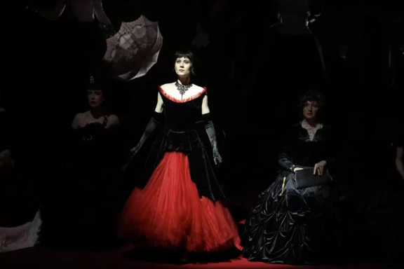 &Acy;&ncy;&ncy;&acy; &Kcy;&acy;&rcy;&iecy;&ncy;&icy;&ncy;&acy;