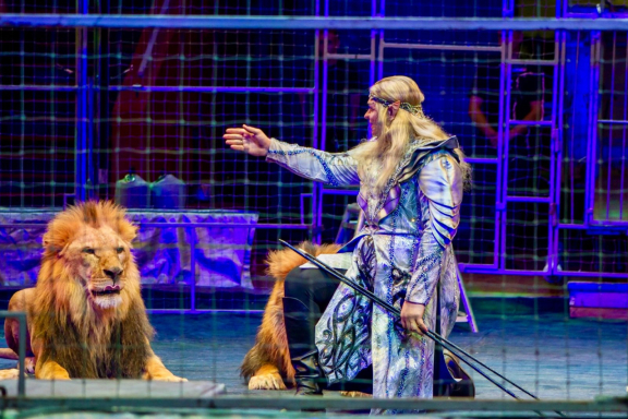 &TScy;&icy;&rcy;&kcy; "&Acy;&kcy;&tcy;&icy;&ocy;&ncy;" &gcy;&period; &Tcy;&ocy;&mcy;&scy;&kcy;