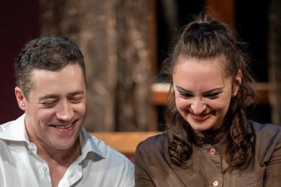 Премьера! Комедия «Он и Она»