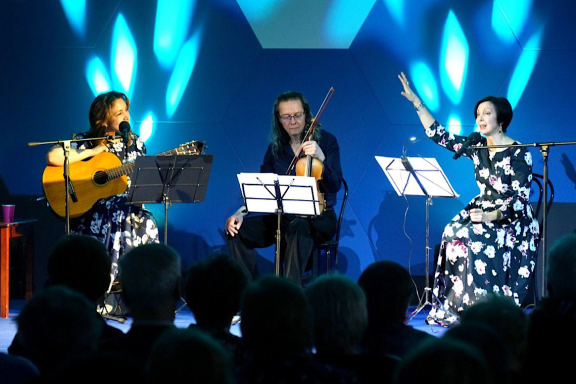 Музыкально-поэтический диалог "Пришла и говорю"