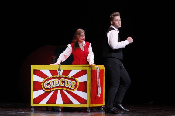 &SHcy;&ocy;&ucy; &Icy;&lcy;&lcy;&yucy;&zcy;&icy;&icy; XXI &vcy;&iecy;&kcy;&acy; - &Tcy;&ocy;&mcy;&scy;&kcy;