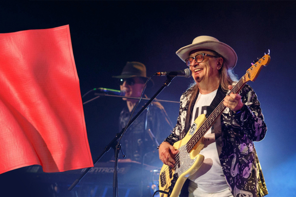 &laquo;&Lcy;&iecy;&gcy;&iecy;&ncy;&dcy;&ycy; &Vcy;&Icy;&Acy; 70-80-&khcy;&raquo; &vcy; &iecy;&dcy;&icy;&ncy;&ocy;&mcy; &rcy;&iecy;&tcy;&rcy;&ocy;-&shcy;&ocy;&ucy; &laquo;&Mcy;&ycy; &icy;&zcy; &Scy;&Scy;&Scy;&Rcy;&raquo;