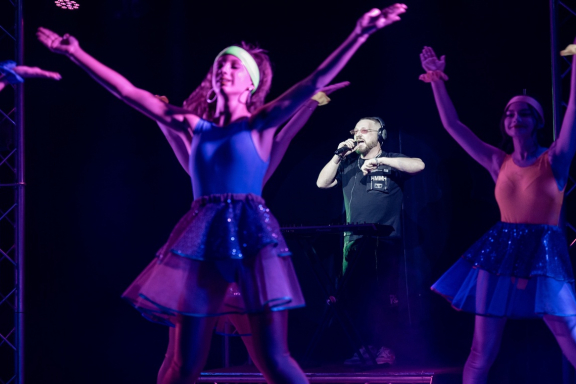 &Pcy;&rcy;&ocy;&gcy;&rcy;&acy;&mcy;&mcy;&acy; &laquo;&Mcy;&ucy;&zcy;&ycy;&kcy;&acy; &vcy;&ocy;&kcy;&rcy;&ucy;&gcy; &ncy;&acy;&scy;&excl;&raquo; &lpar;&Gcy;&Dcy;&Kcy;&rpar;