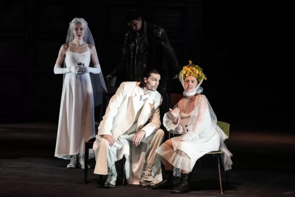 &Kcy;&ocy;&rcy;&ocy;&lcy;&softcy; - &ocy;&lcy;&iecy;&ncy;&softcy;