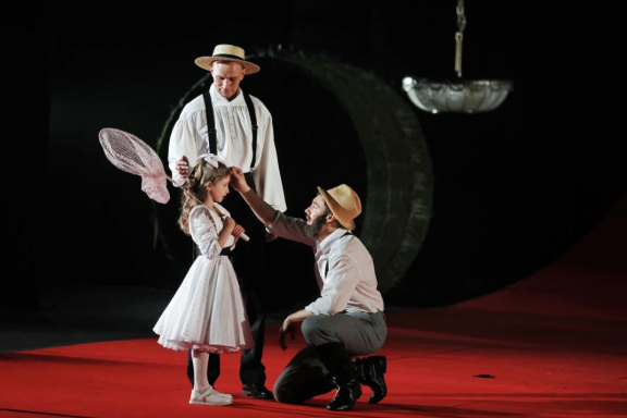 &Acy;&ncy;&ncy;&acy; &Kcy;&acy;&rcy;&iecy;&ncy;&icy;&ncy;&acy;