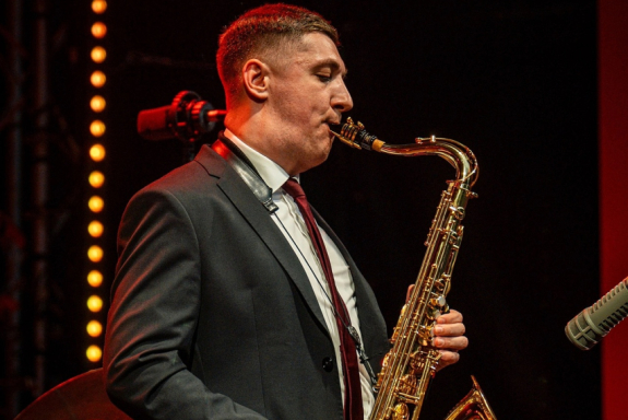 &Mcy;&ocy;&scy;&kcy;&ocy;&vcy;&scy;&kcy;&icy;&jcy; &dcy;&zhcy;&acy;&zcy;&period; &Kcy;&vcy;&acy;&rcy;&tcy;&iecy;&tcy; &Acy;&lcy;&iecy;&kcy;&scy;&iecy;&yacy; &Pcy;&ocy;&dcy;&ycy;&mcy;&kcy;&icy;&ncy;&acy;