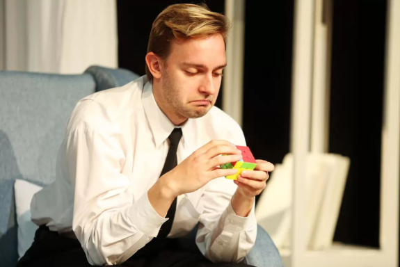 &Scy;&iecy;&rcy;&iocy;&zhcy;&acy; &ocy;&chcy;&iecy;&ncy;&softcy; &tcy;&ucy;&pcy;&ocy;&jcy;