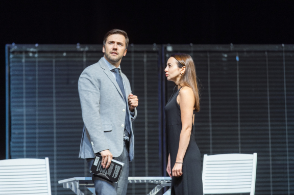 &Ocy;&khcy;&ocy;&tcy;&acy; &ncy;&acy; &mcy;&ucy;&zhcy;&chcy;&icy;&ncy;